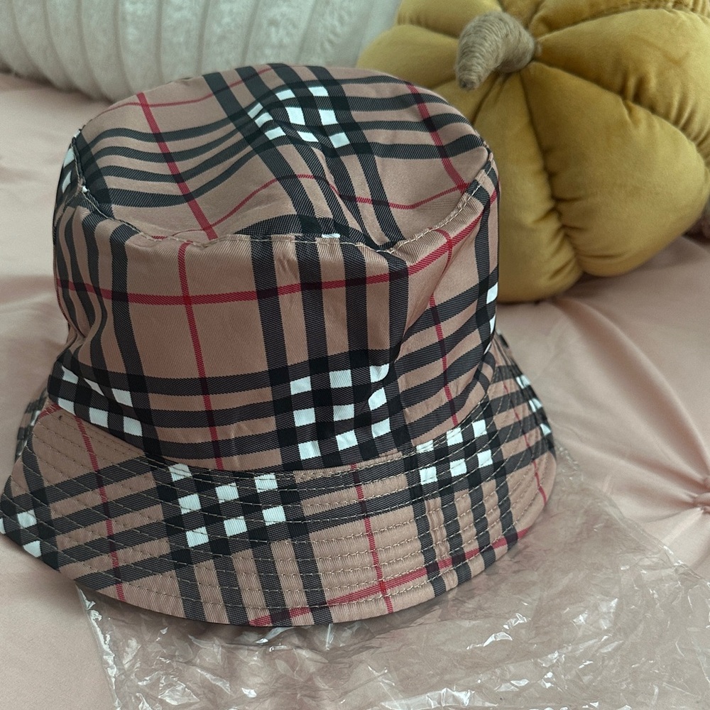 👒 New Plaid Bucket Hat